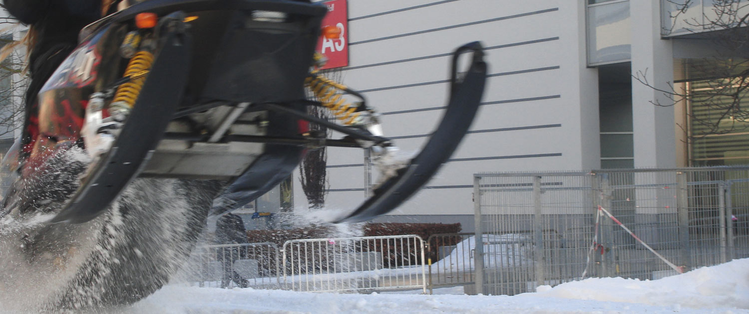 Mit Hilfer der SnowBOX produzieren Sie Schnee zu jeder Jahreszeit